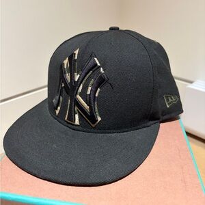 New Era Kids Black Cap with Camo NY Logo